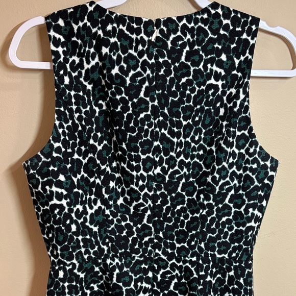 J Cew Black, Green, and White Leopard Print Sleeveless Sheath Dress, 2 - Picture 4 of 11